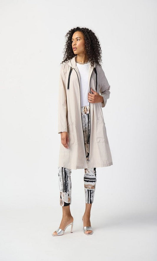 Pantalón con estampado abstracto 241265