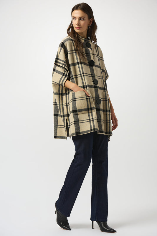 Poncho de punto de cuadros champán y negro 253903