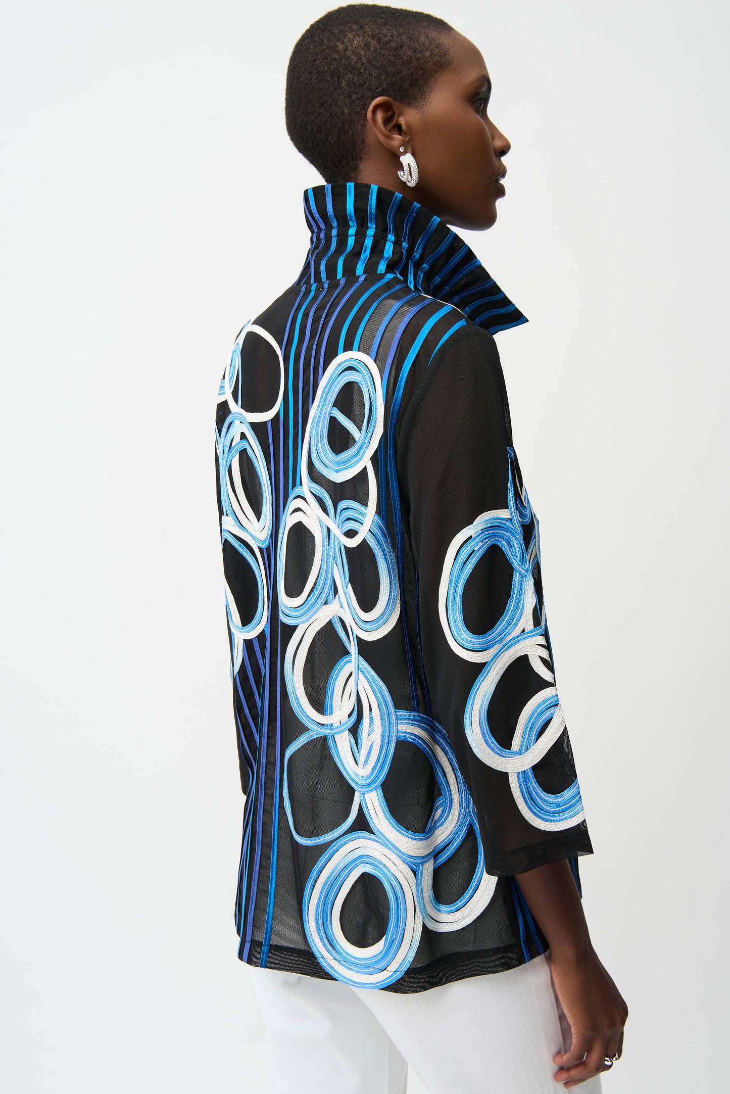 Chaqueta de raso y malla de soutache con mangas campana Negro/Multi 261904