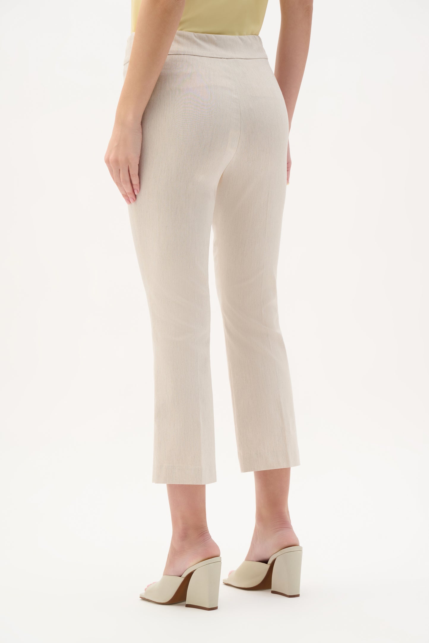 Pantalón acampanado corto beige natural 262242