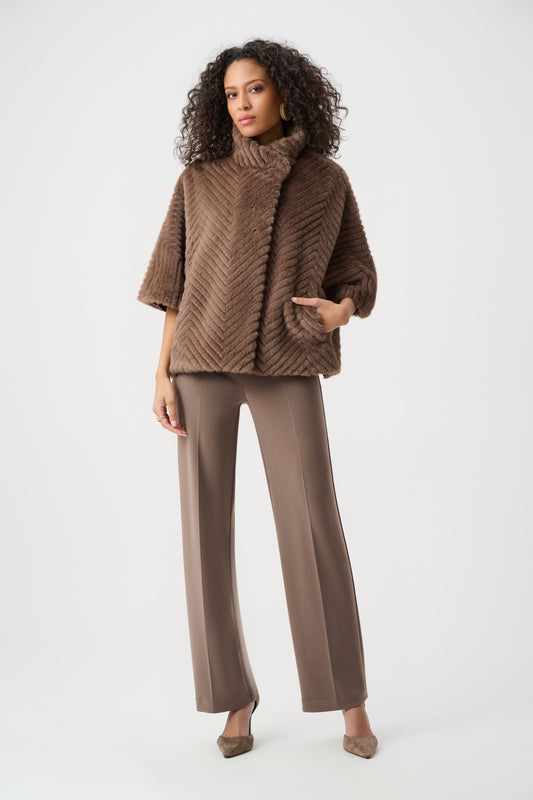 Chaqueta estilo capa con diseño de espiguilla mink 263917