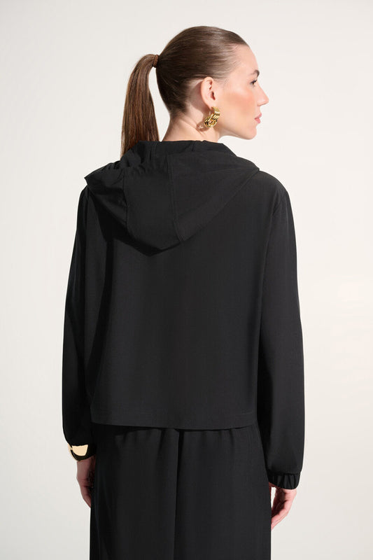 Chaqueta boxy con capucha negro 262621
