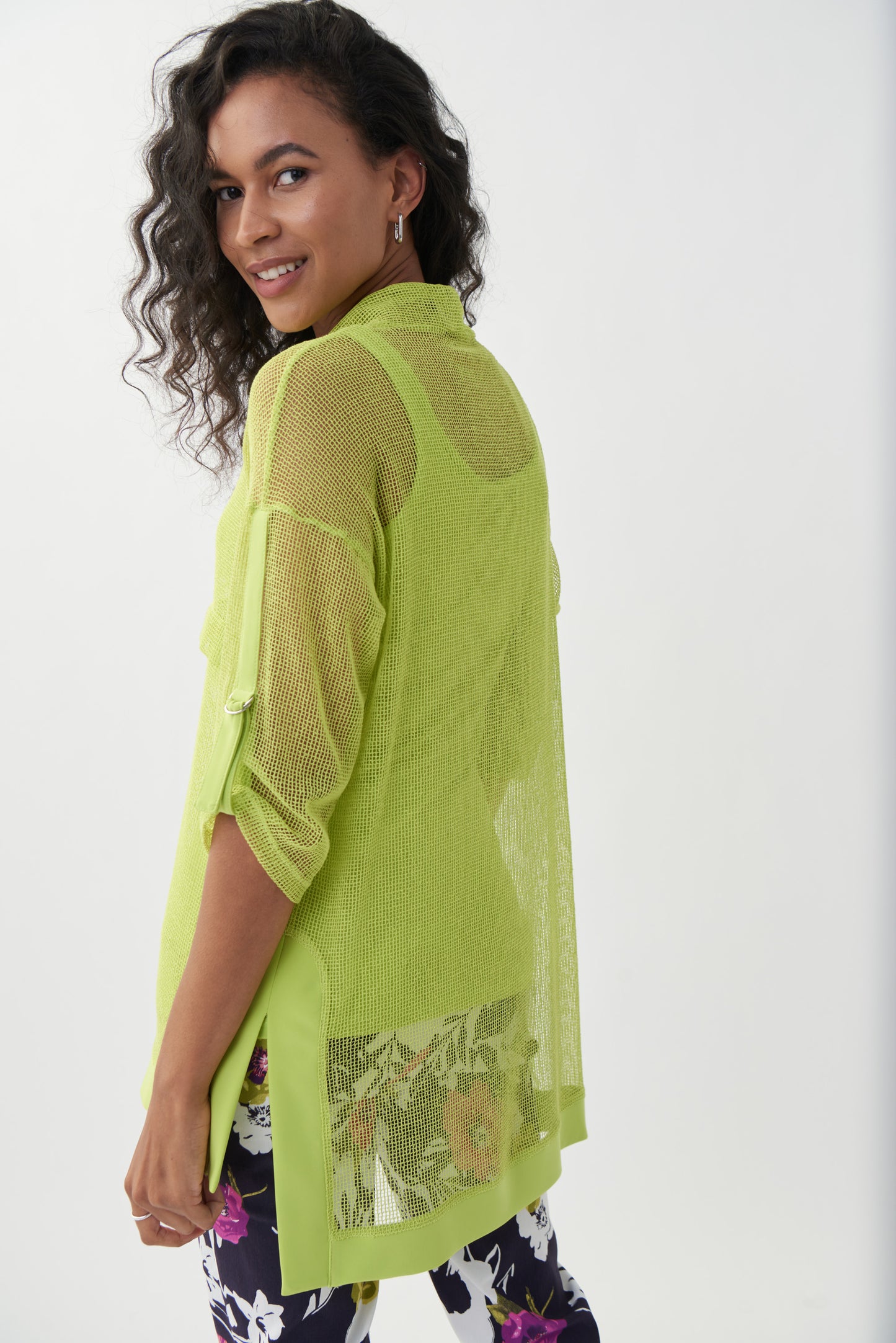 Blusón de red verde margarita 222024