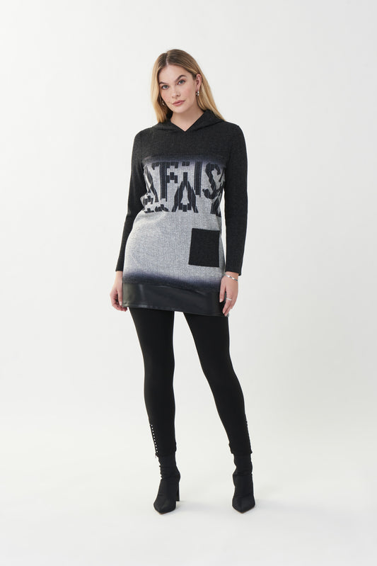 Blusón gris con letras y capucha 223050