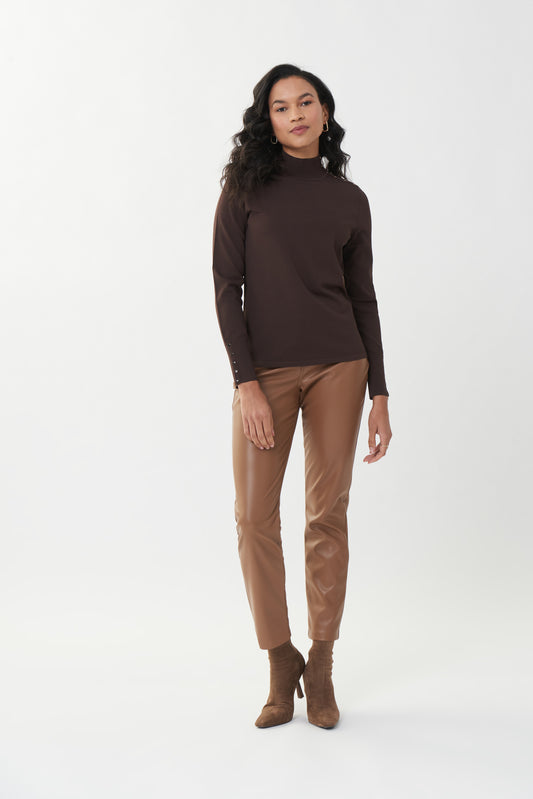 Sweater cuello alto café 223954