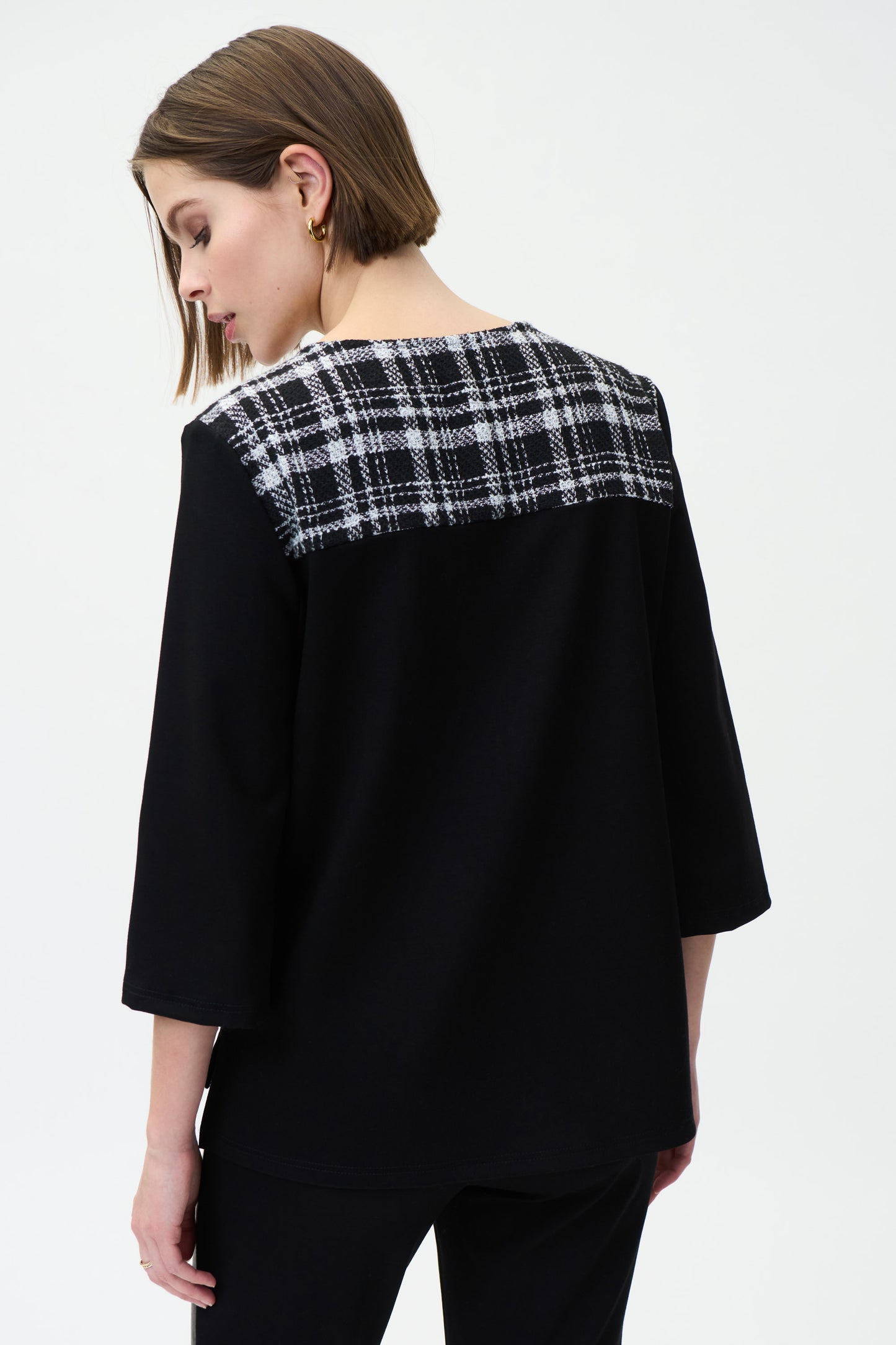 Blusa negra con parches 224152