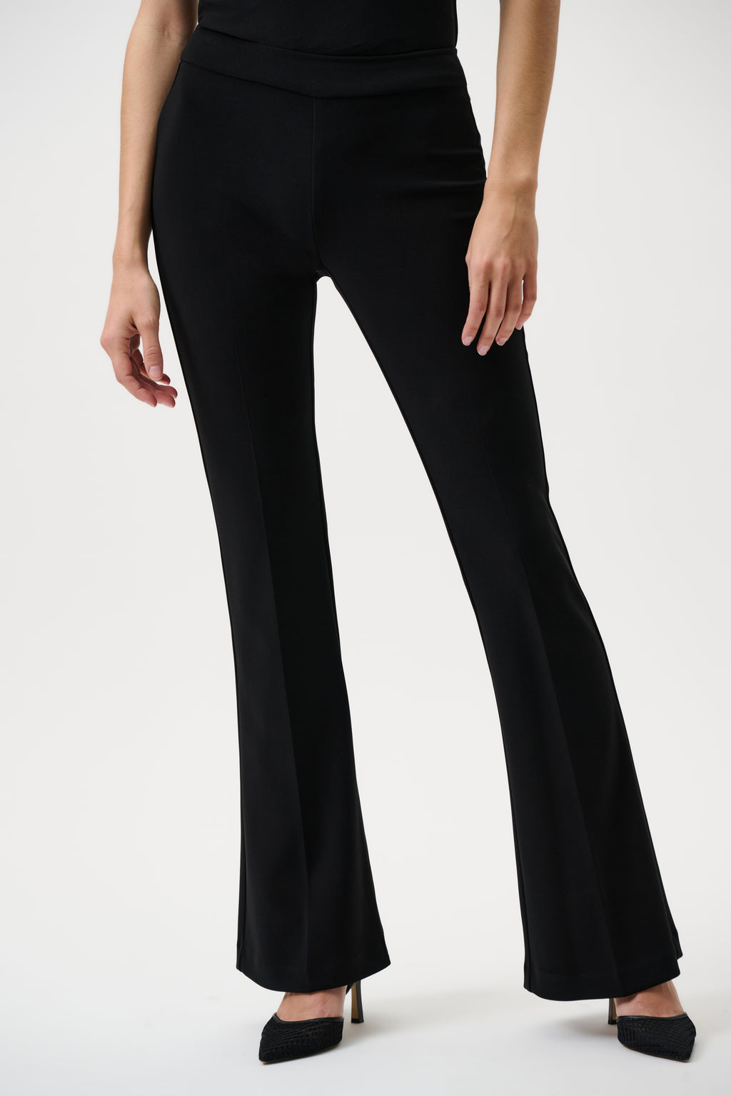 Pantalón acampanado clásico negro 163099CO