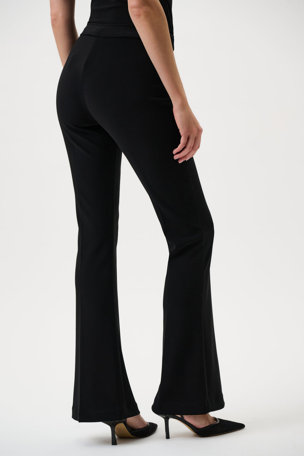 Pantalón acampanado clásico negro 163099CO
