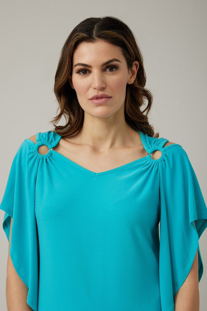 Blusa con diseño hombro descubierto 221006