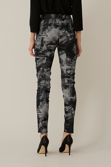 Graphic & Plaid Pants Style 221136