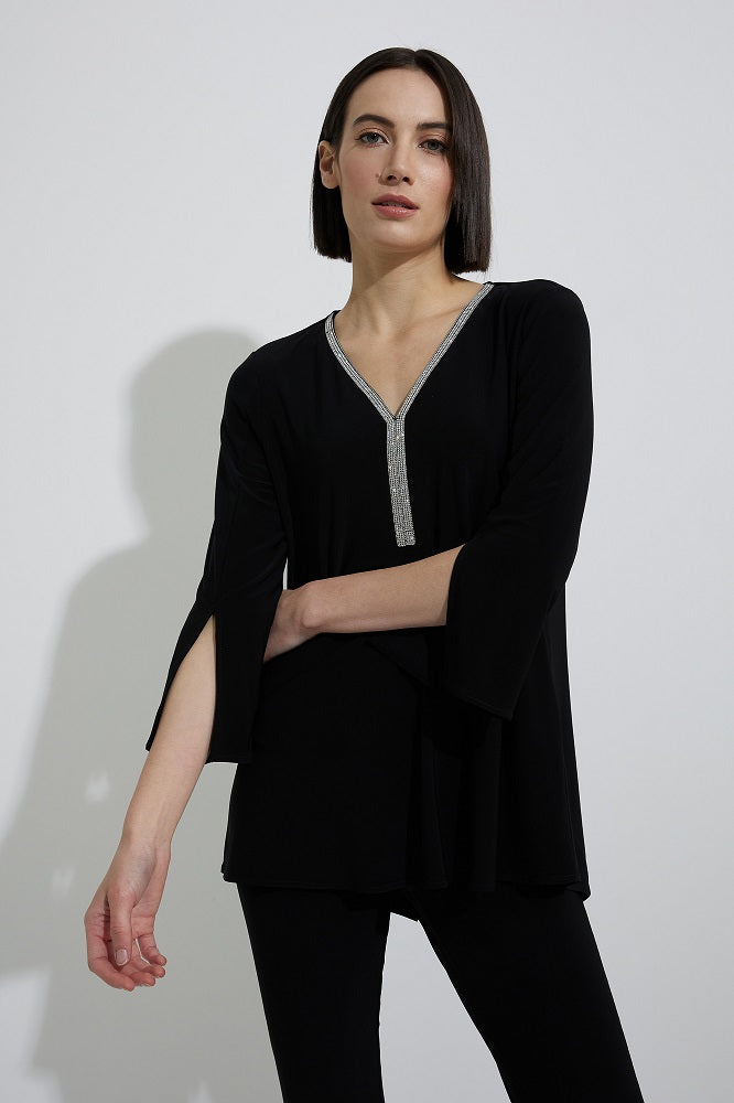 Blusa con ribete de pedrería 223198