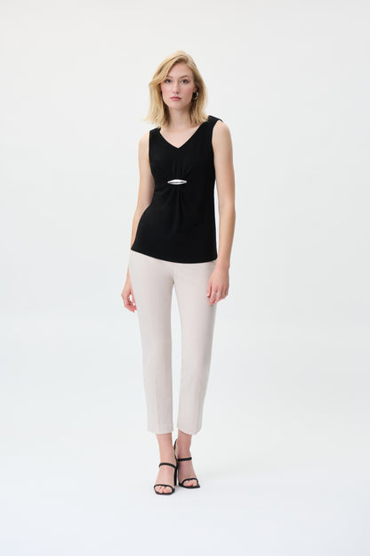 Top negro con broche 231304