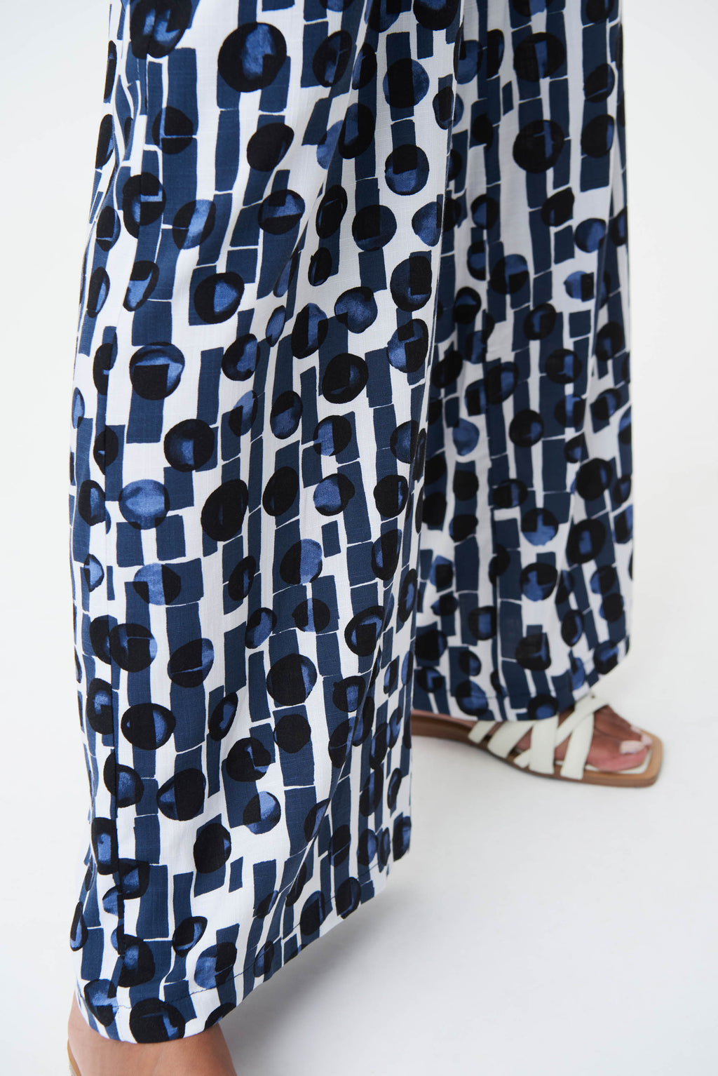 Pantalón multicolor estampado 232020