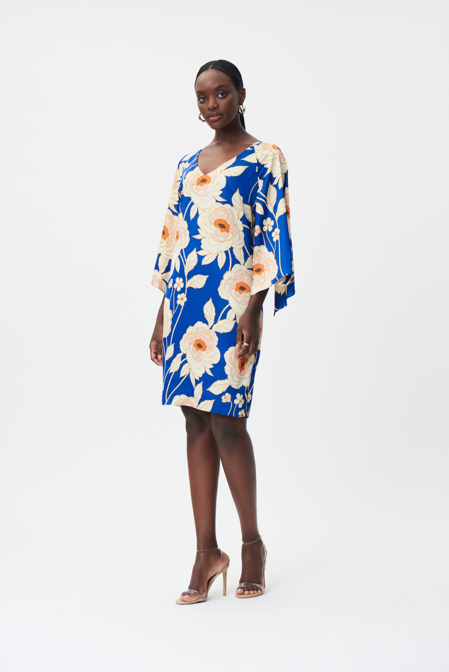 Vestido azul con flores 232109