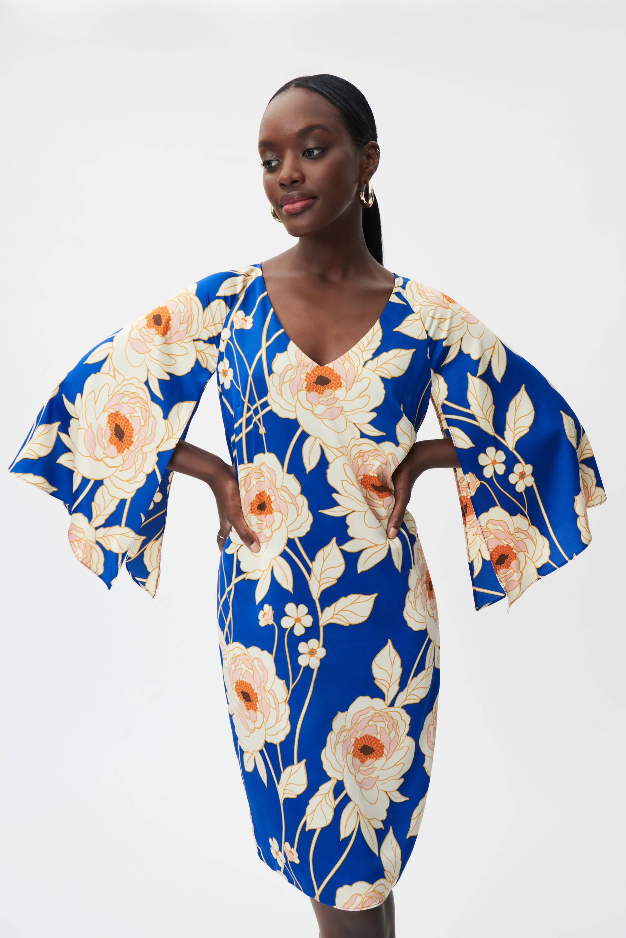 Vestido azul con flores 232109