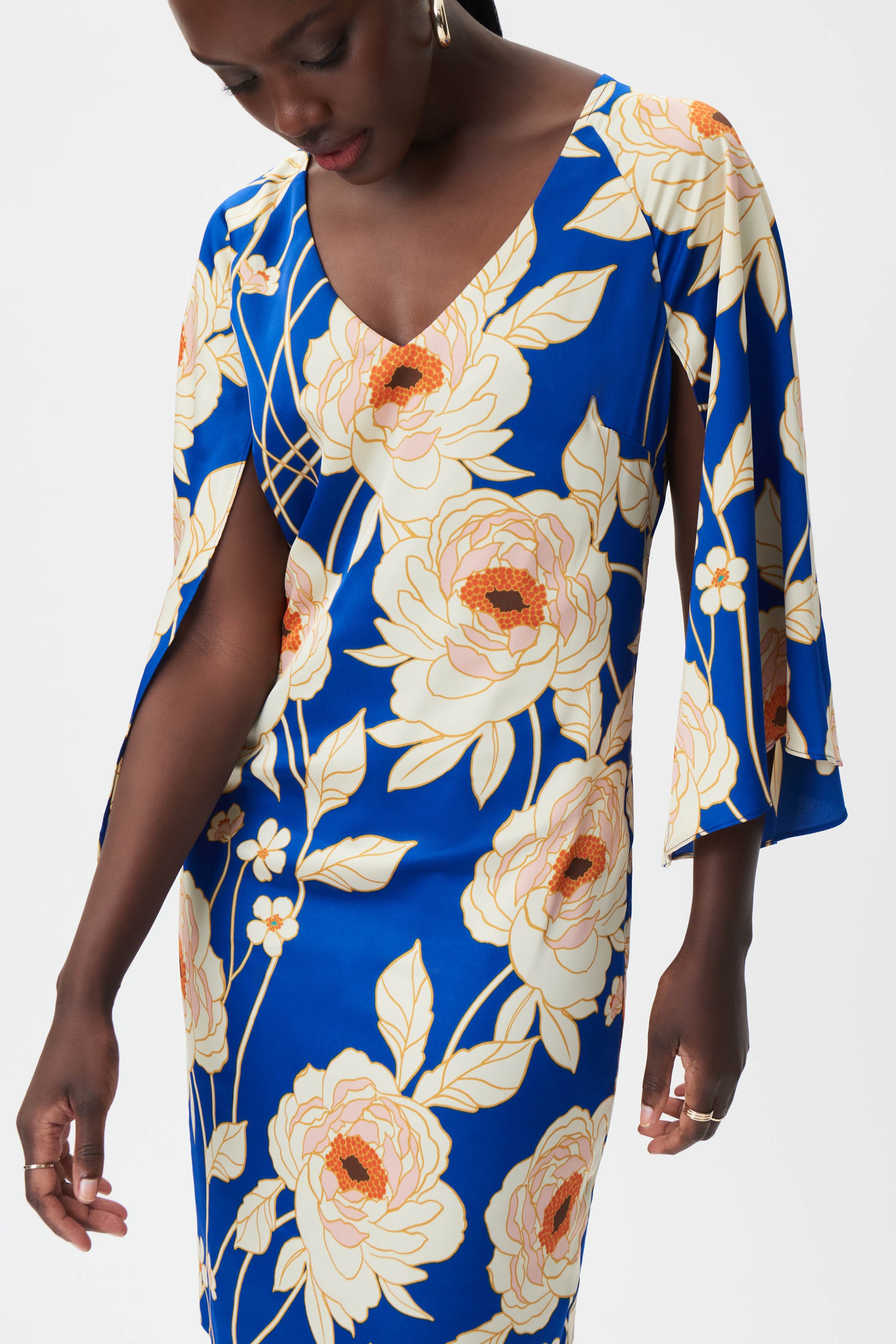 Vestido azul con flores 232109