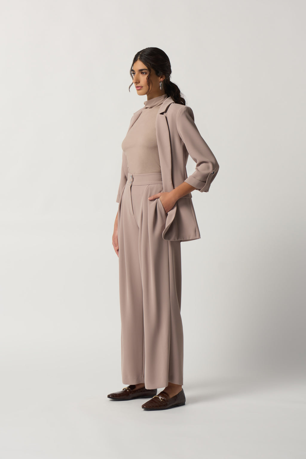Pantalón pierna ancha beige 233043