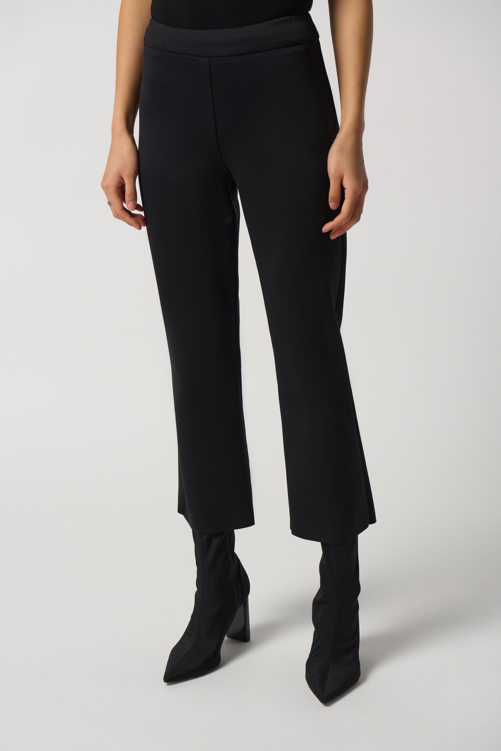 Pantalón acampanado negro 233068