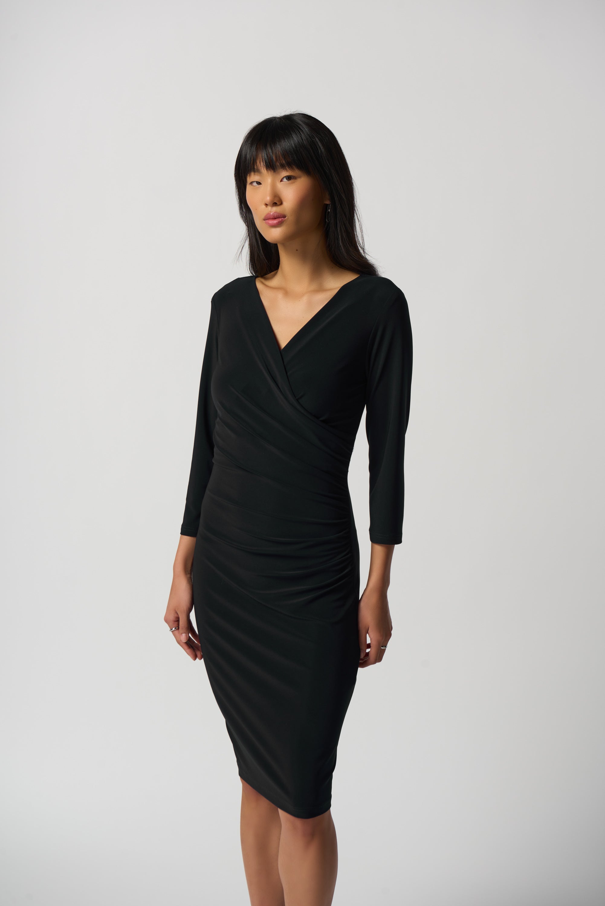 Vestido cruzado negro 233305