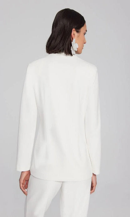 Saco tipo blazer vainilla entallado 233786S24