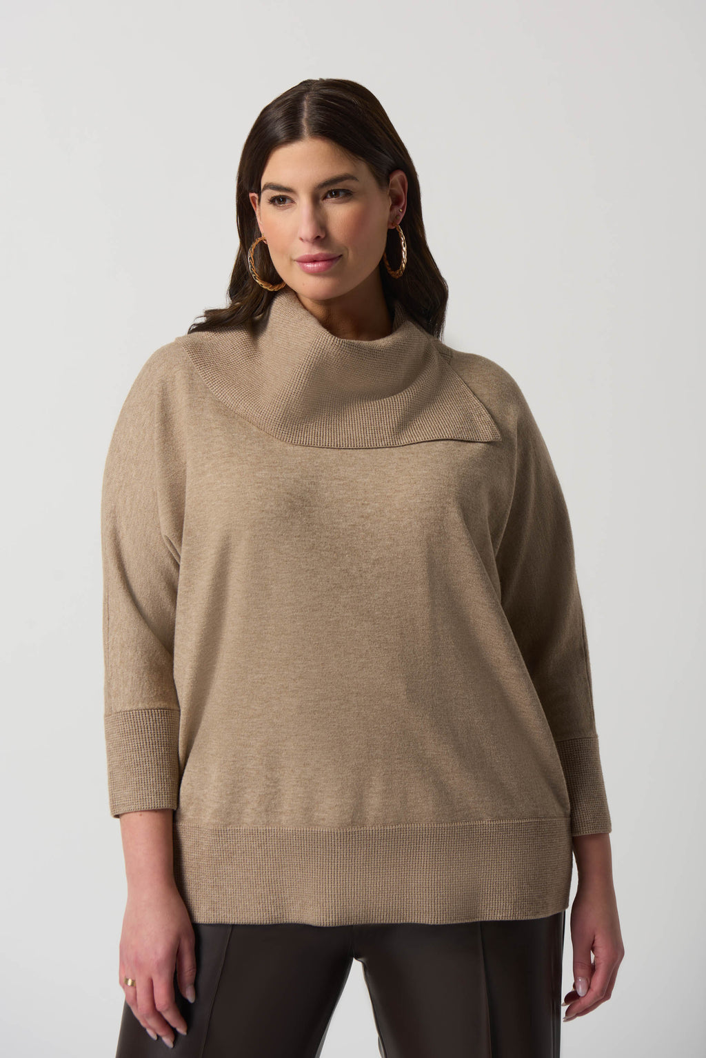Sueter asimetrico latte 233955