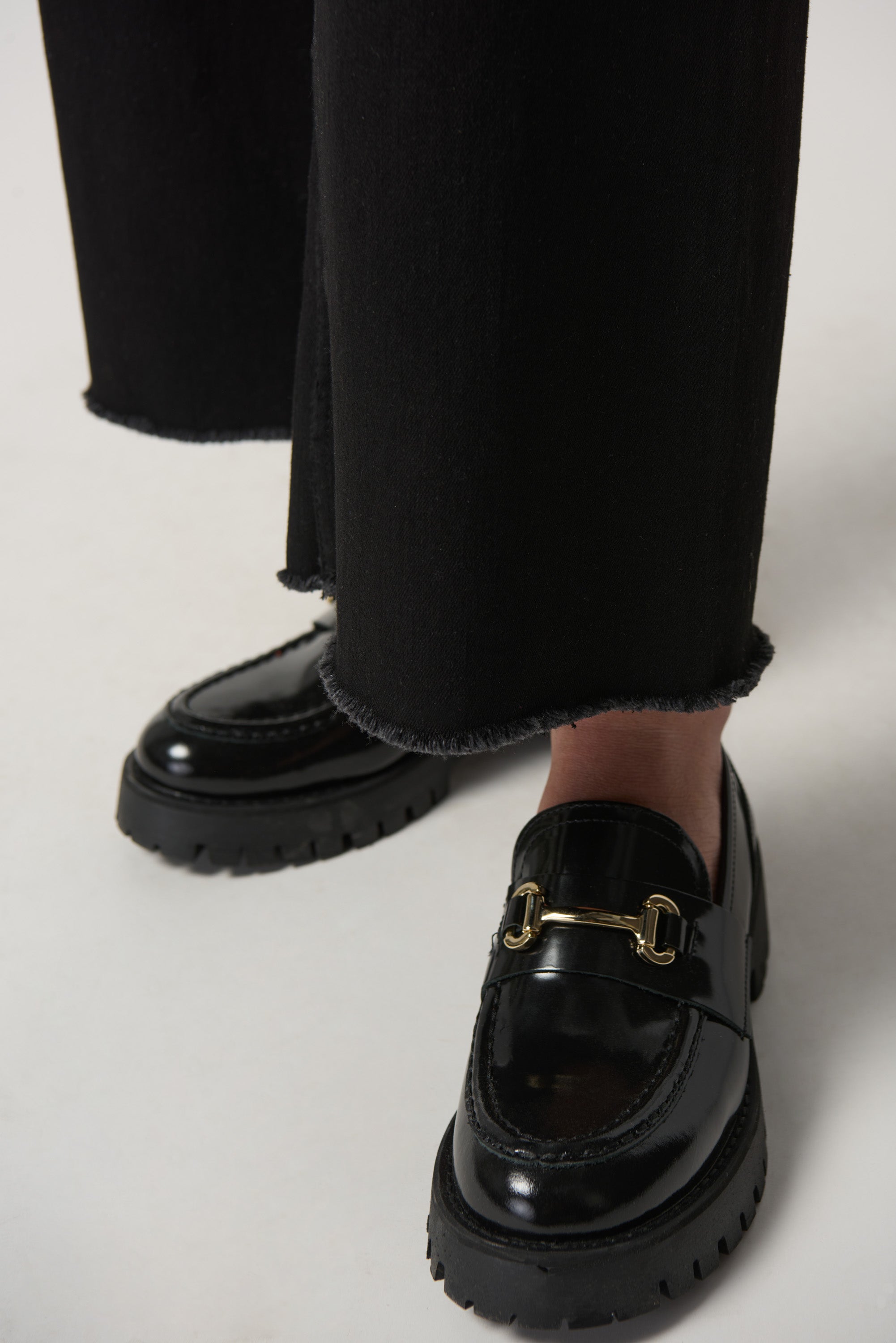Jeans pierna ancha negro 233970