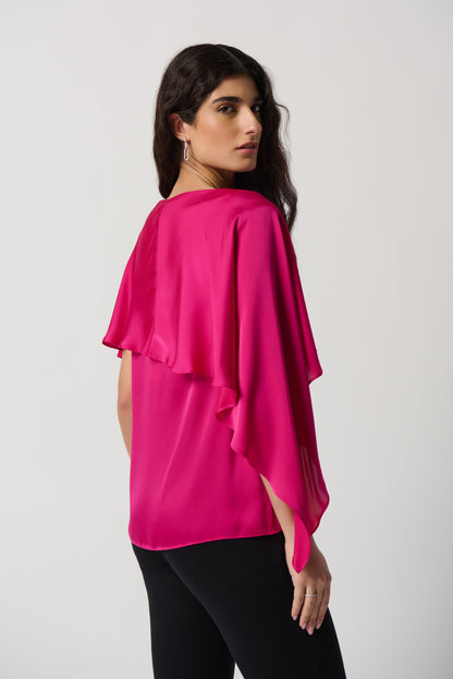 Top satinado con capas fucsia 234023
