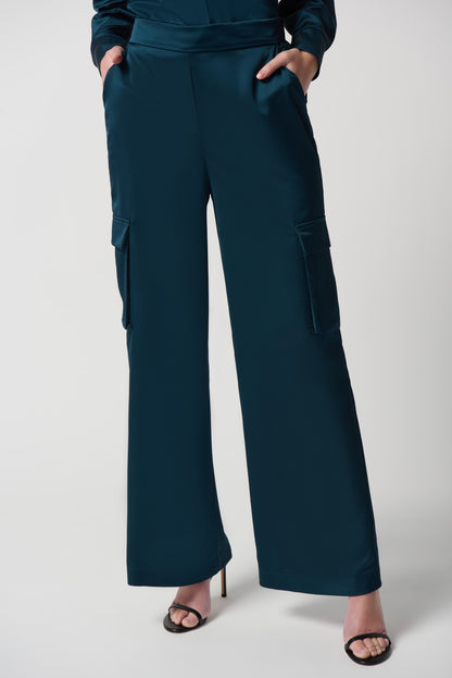 Pantalón cargo satinado verde alpino 234117