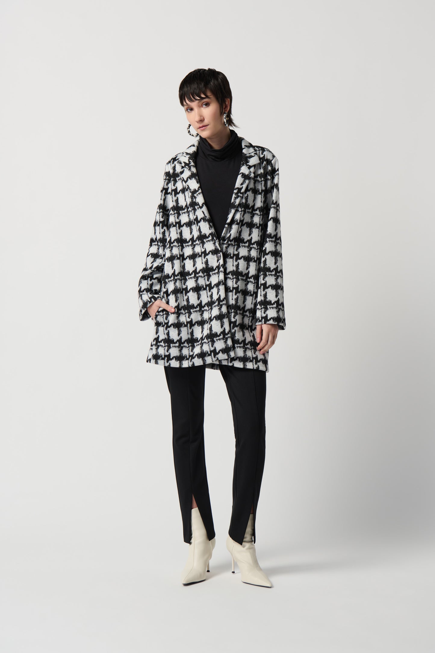 Abrigo de punto de jacquard con estampado de pata de gallo 234121