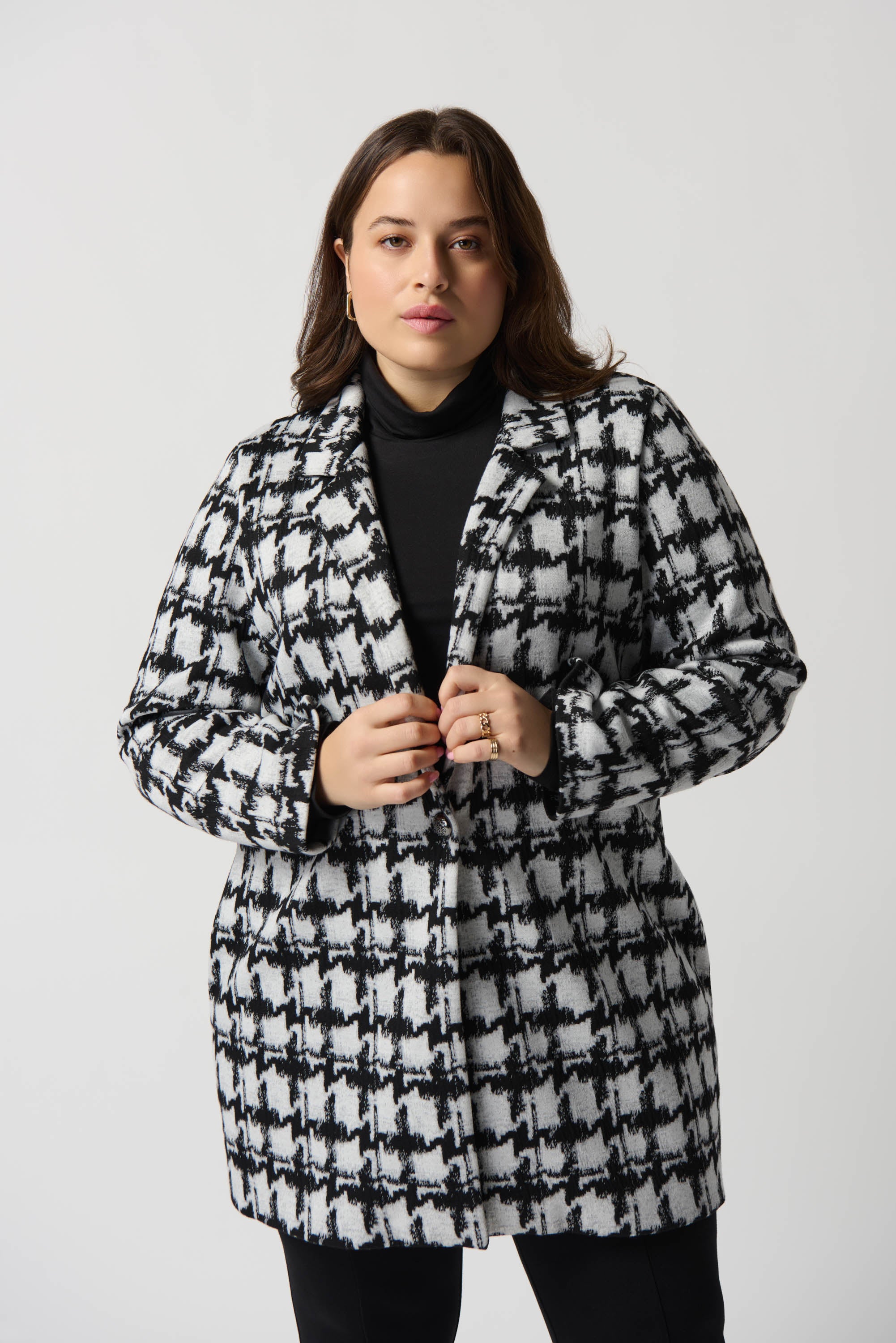 Abrigo de punto de jacquard con estampado de pata de gallo 234121
