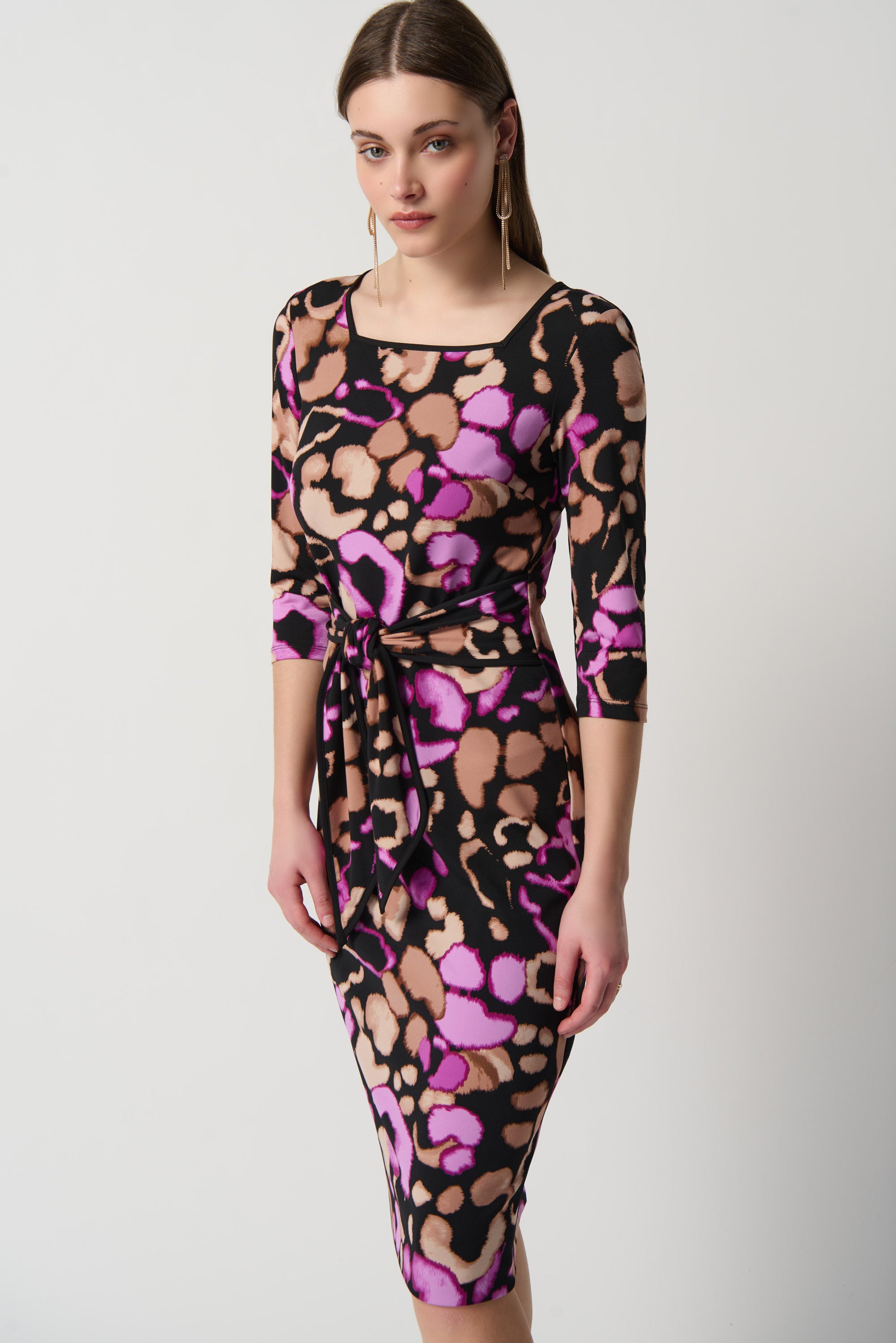 Vestido animal print con fajín 234291