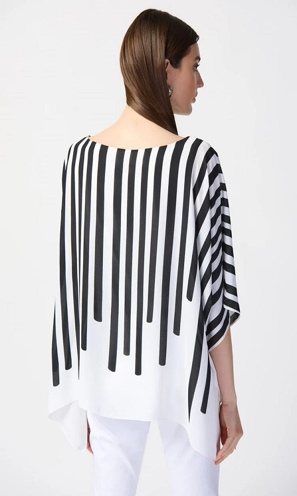 Blusa estilo poncho a líneas con estampado abstracto 241091 Joseph Ribkoff
