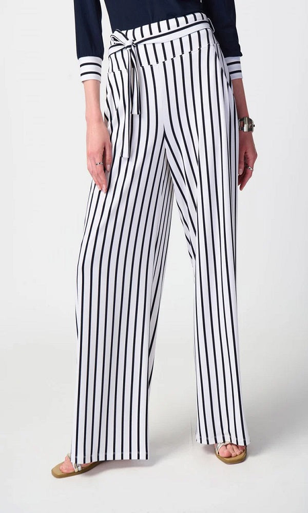 Pantalón vainilla a rayas azules 241135