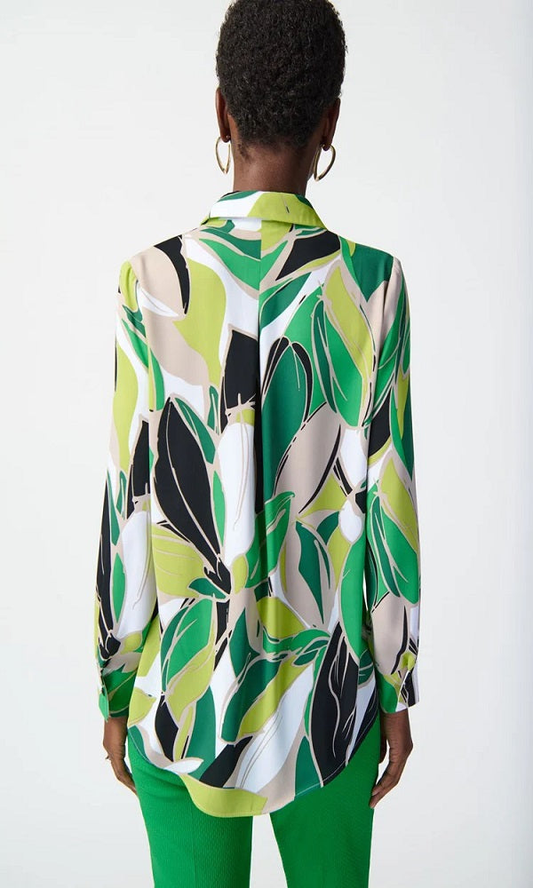 Blusa estampado tropical de manga larga y pedrería 241153 Joseph Ribkoff