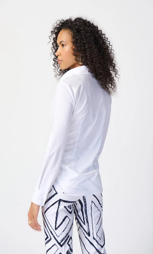 Blusa cruzada con botón dorado 241181 Joseph Ribkoff