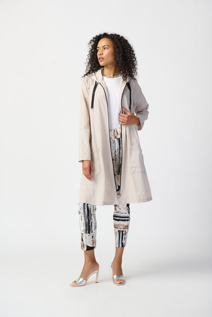 Pantalón capri con estampado de parches 241265