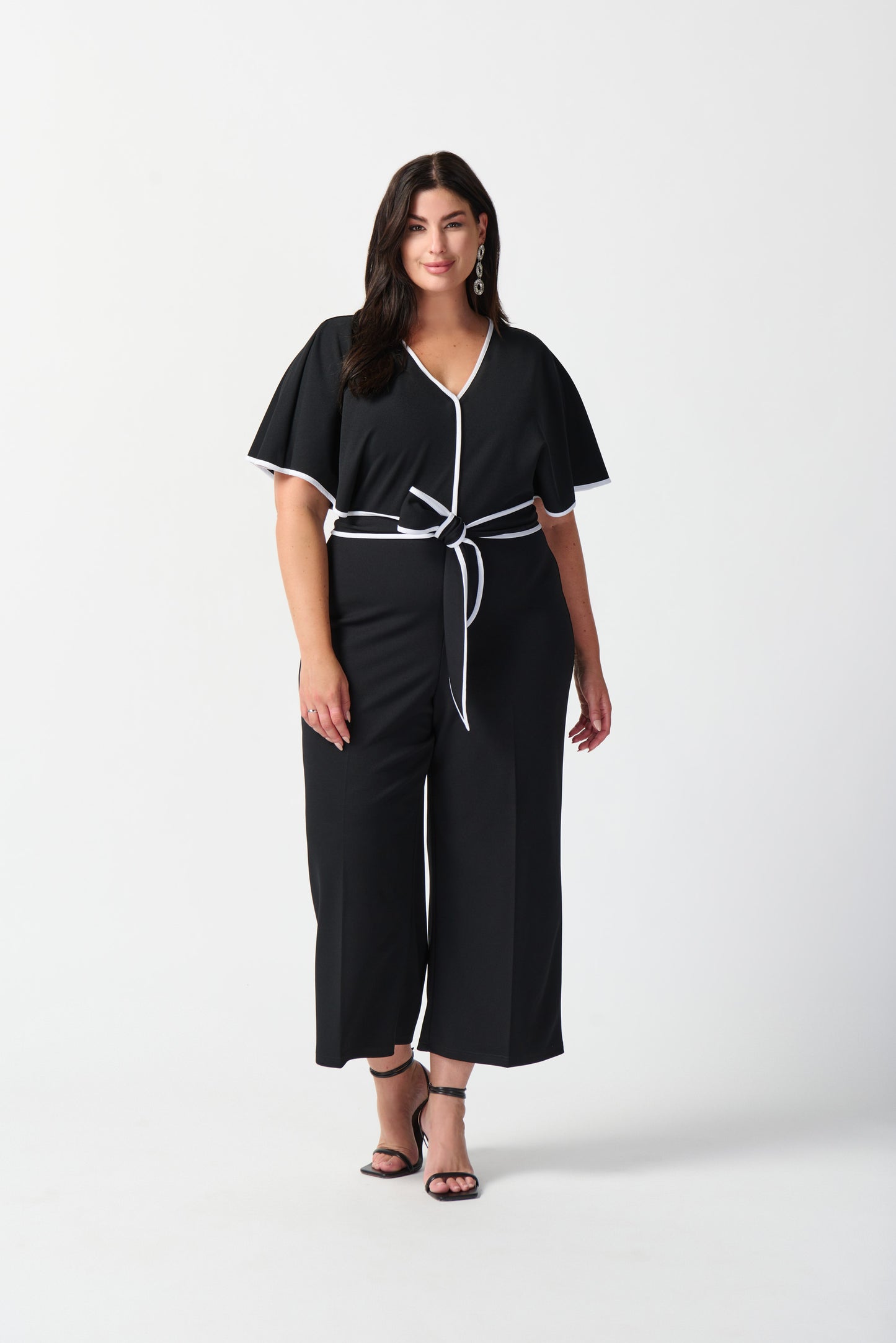 Jumpsuit con cinturon negro con contrastes 242082