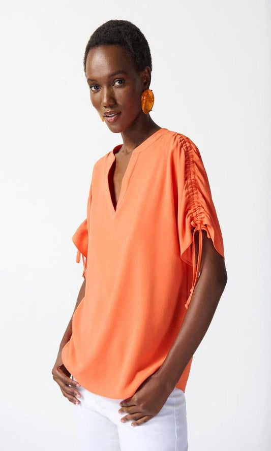 Blusa corte cuadrada con manga corta 242085 Joseph Ribkoff