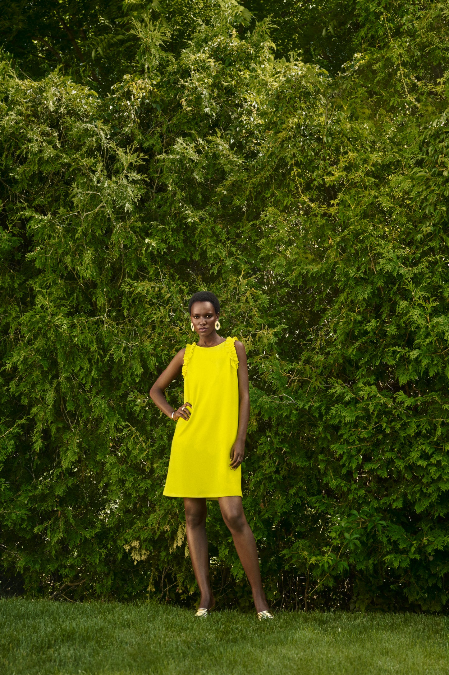 Vestido recto amarillo 242115