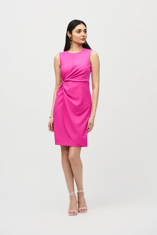 Vestido con hebilla fucsia 242151