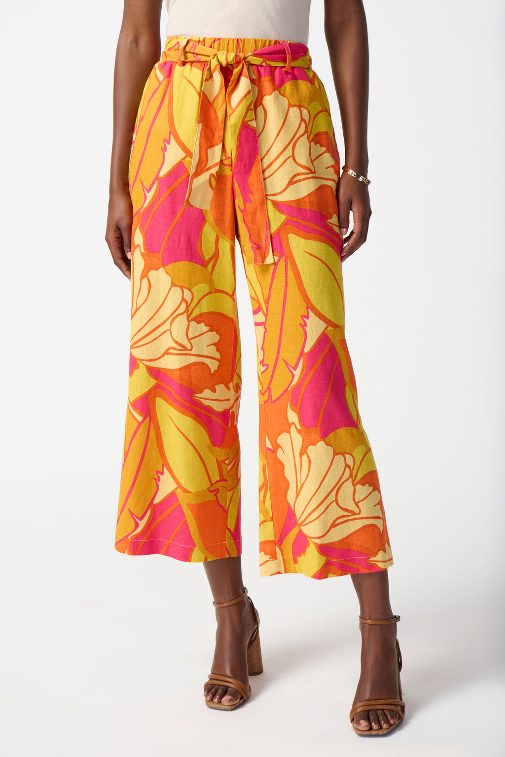 Pantalones crop de pierna ancha en mezcla de lino 242910