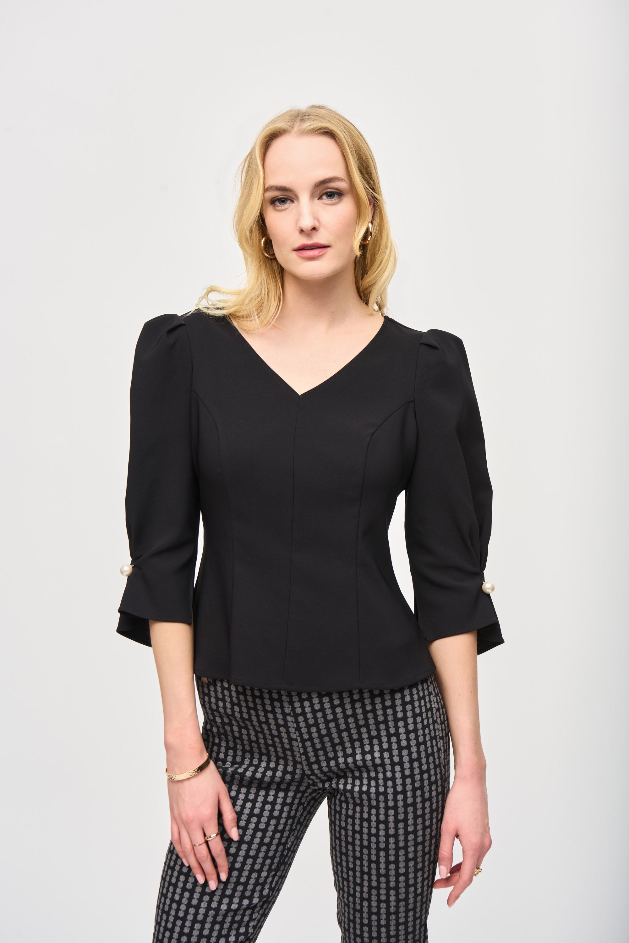 Blusa con manga abullonada 243172