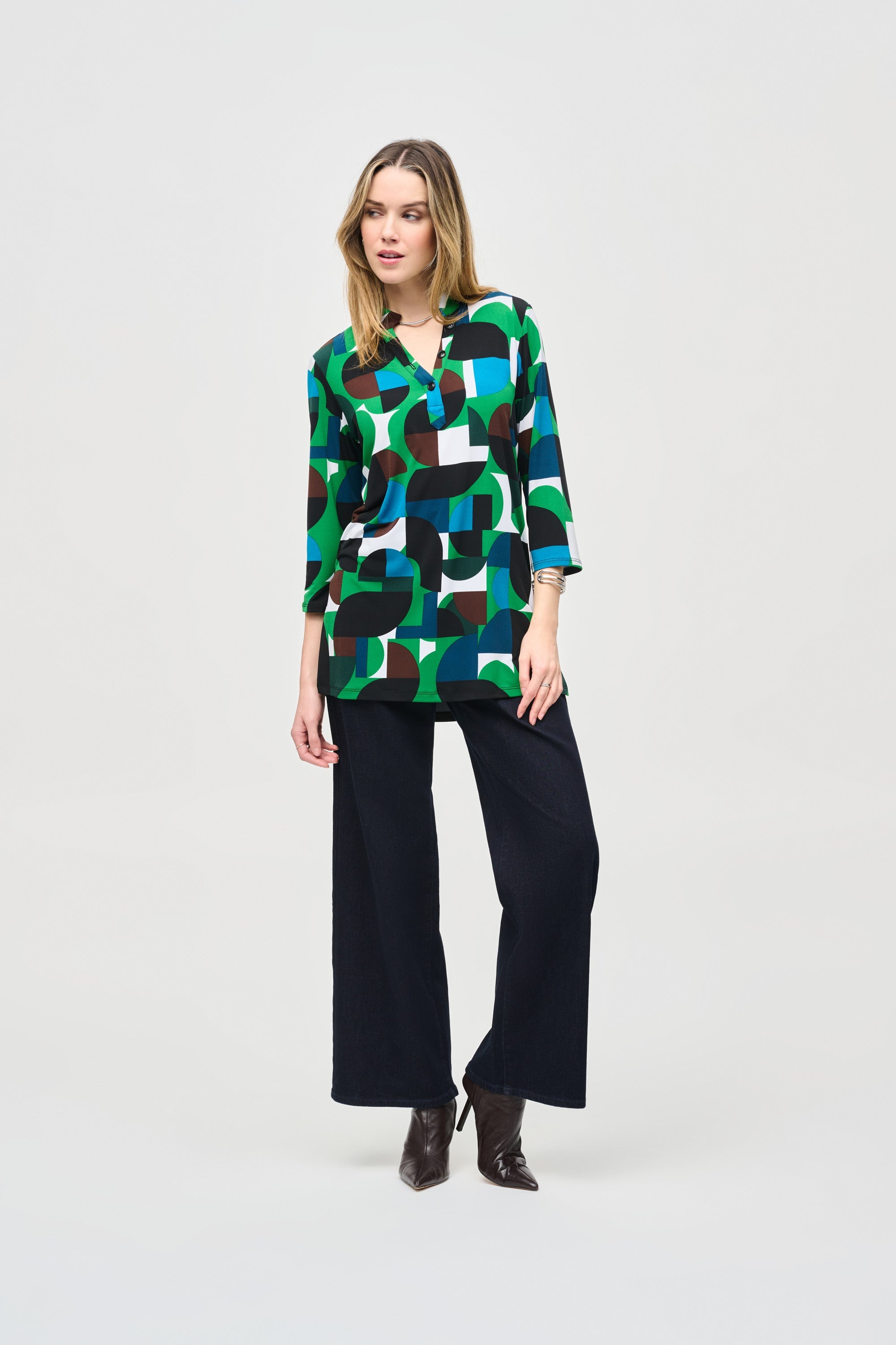 Blusa con estampado abstracto 243186