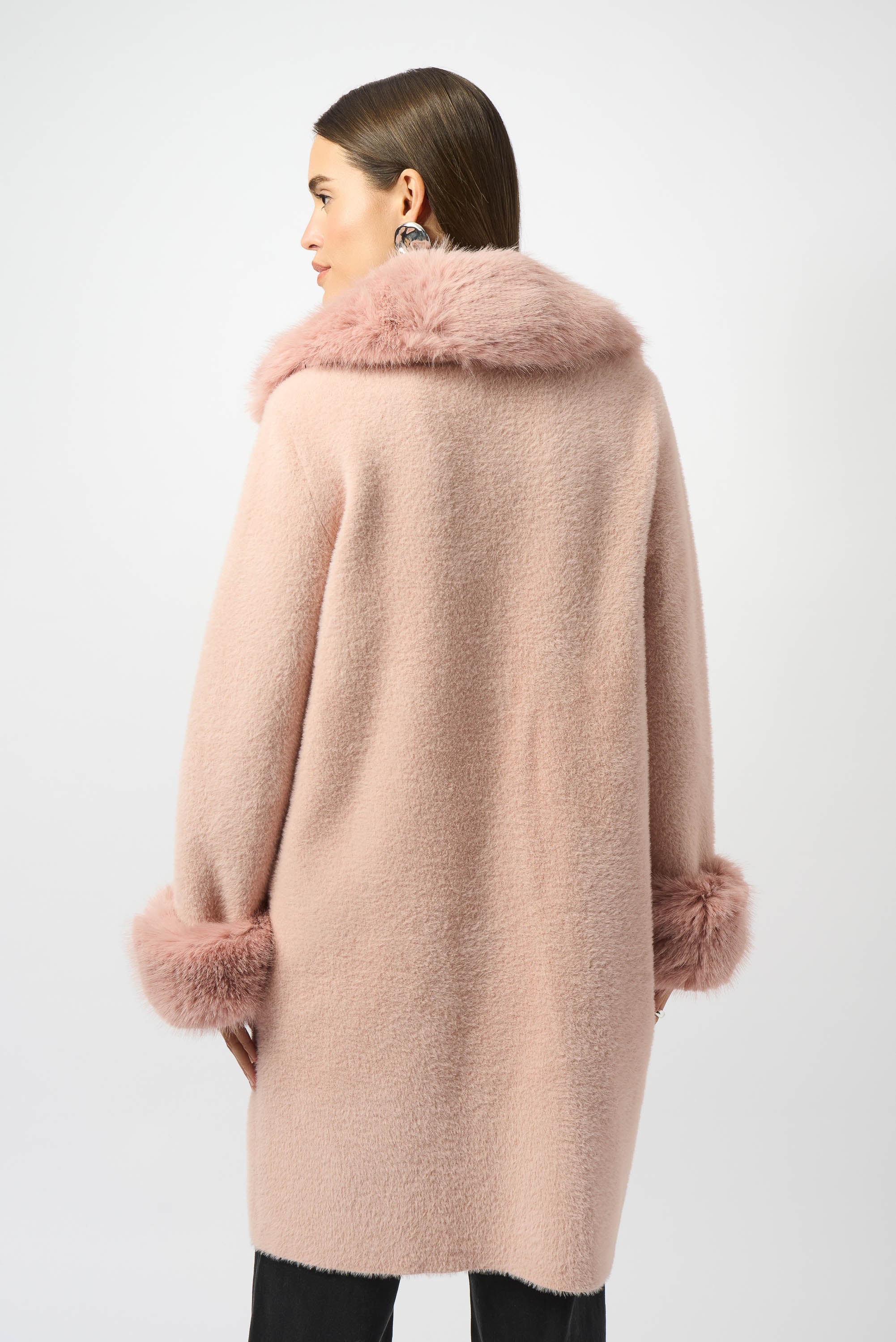 Abrigo con plumas desmontables rosa 243923F25