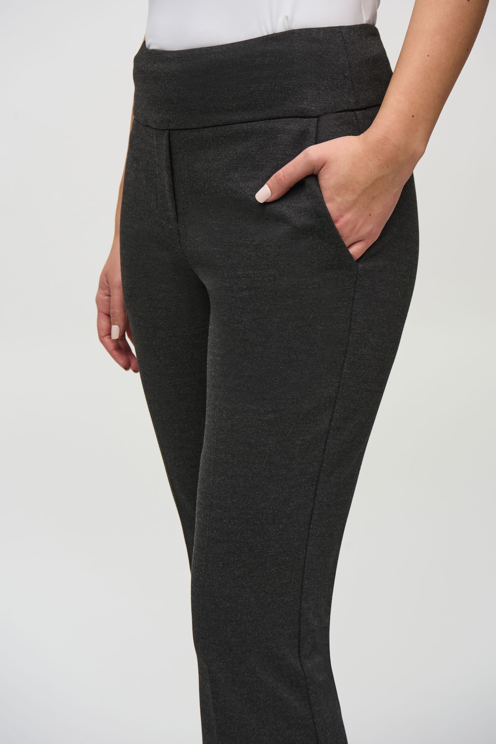 Pantalón acampanado 244008