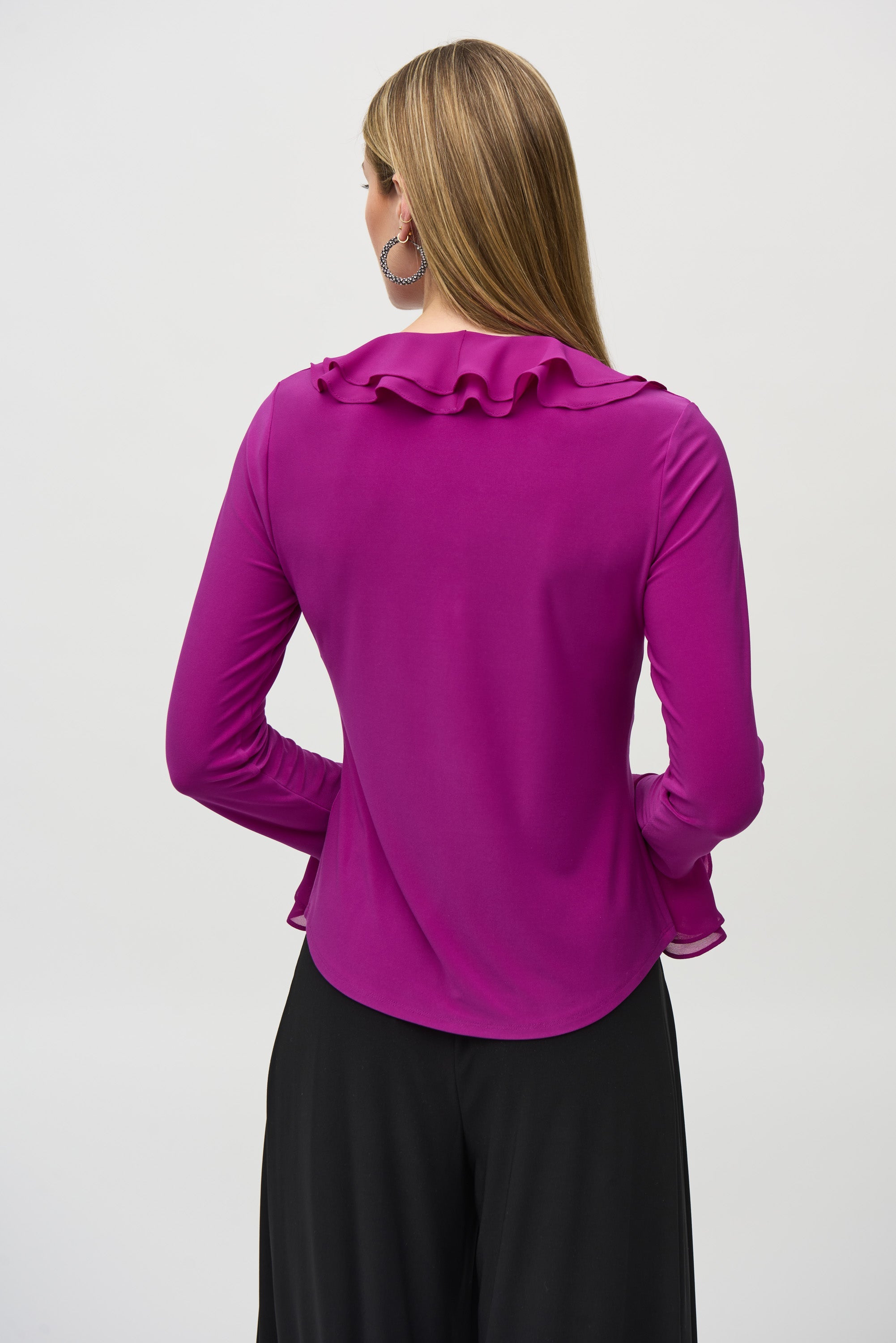 Blusa de manga larga con volantes 244096