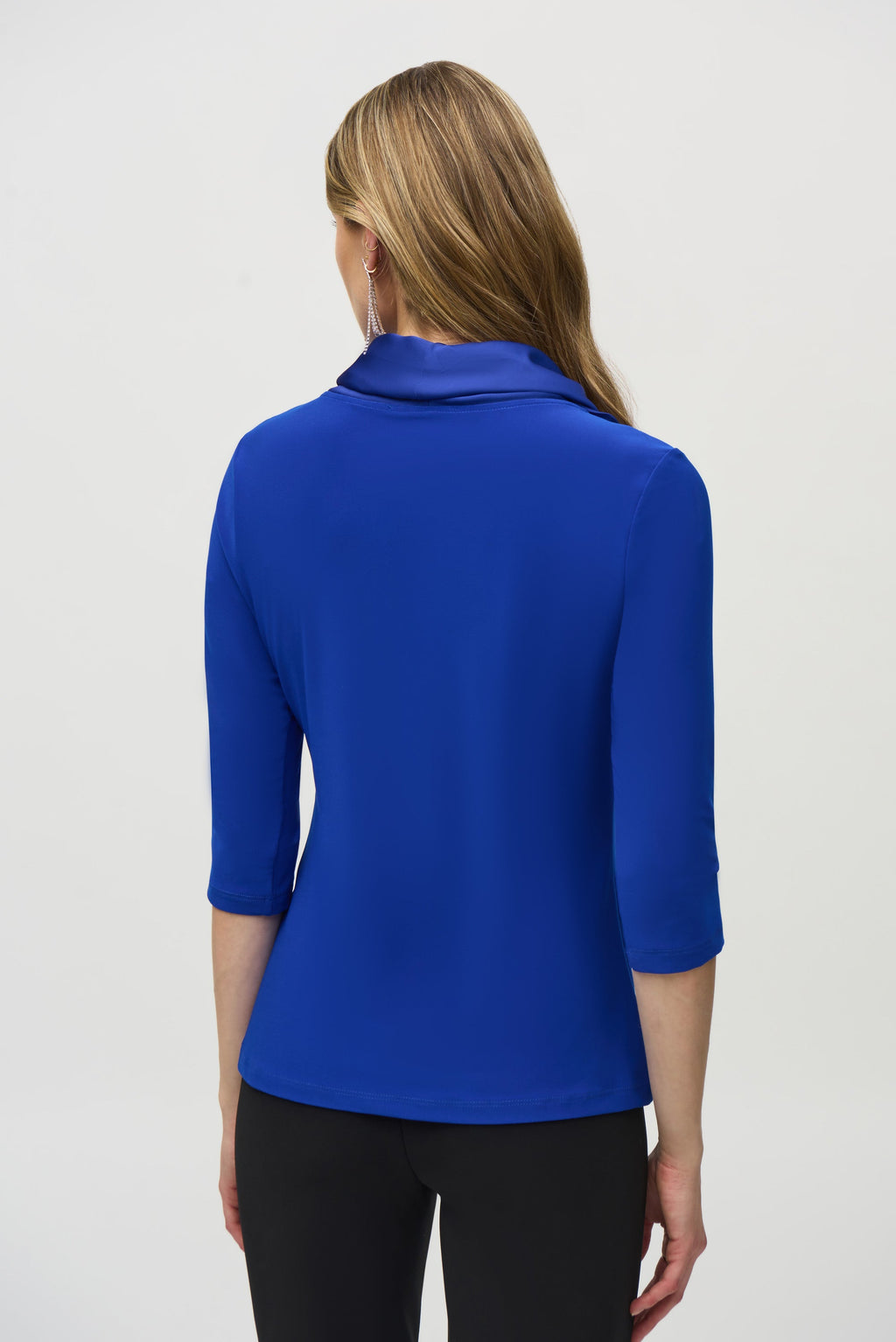 Blusa cuello de campana Royal Shappire 244106