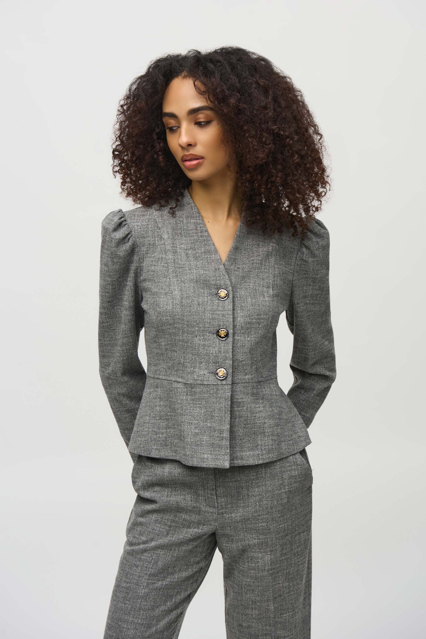 Saco corto con botones frontales 244207