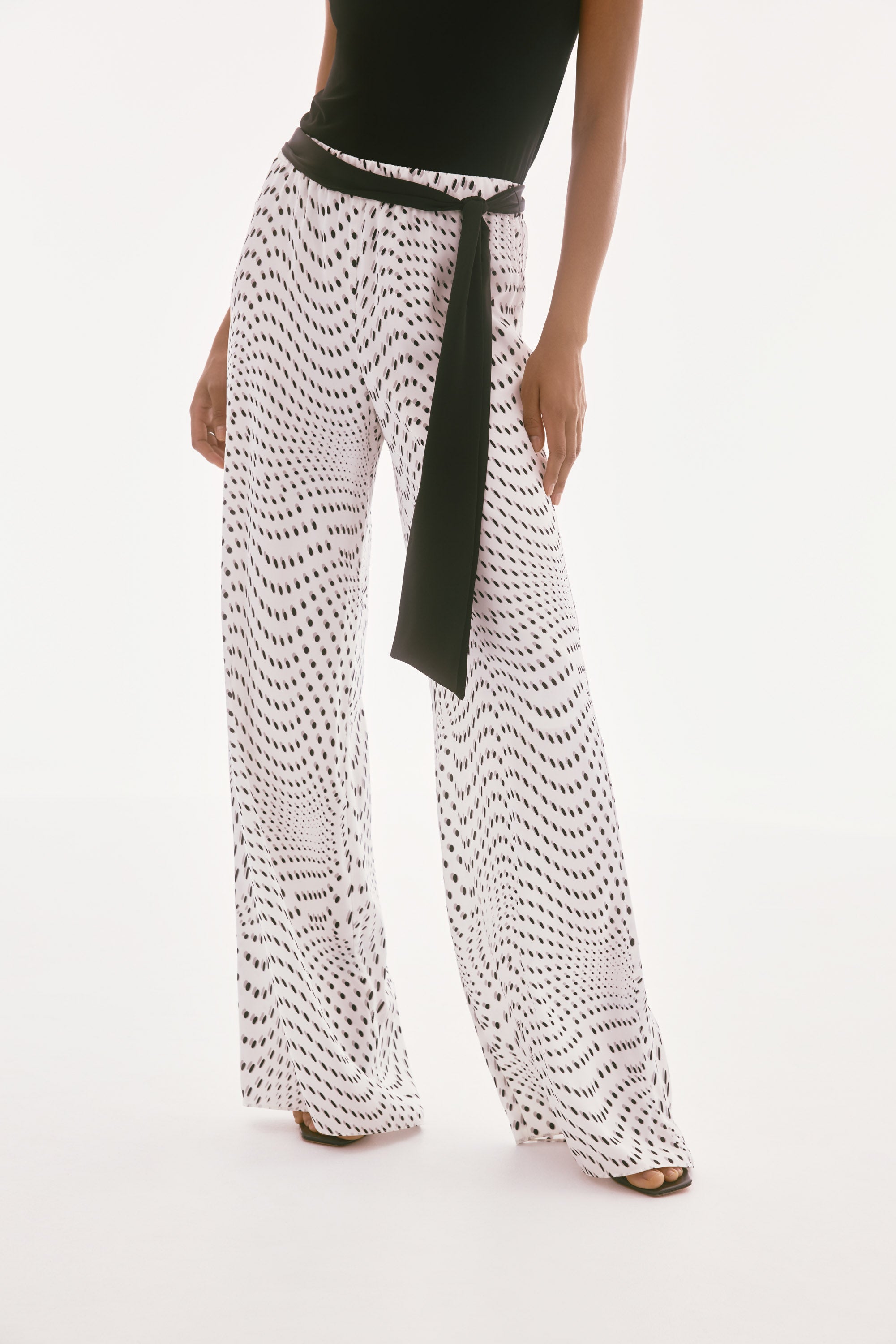 Pantalón de pierna ancha con estampado de puntos 251747 | Signature
