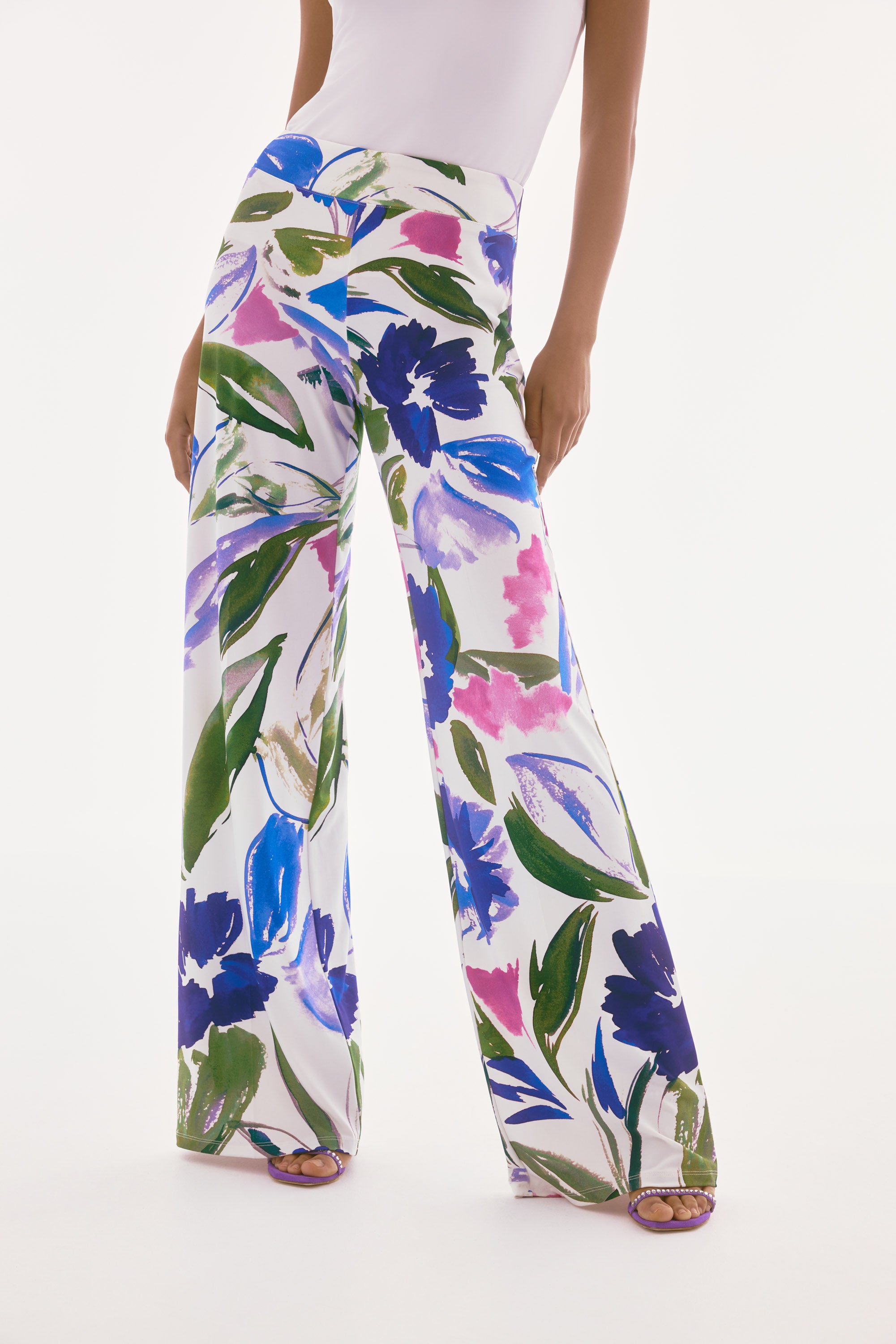 Pantalones de pierna ancha con estampado floral 251770 | Signature
